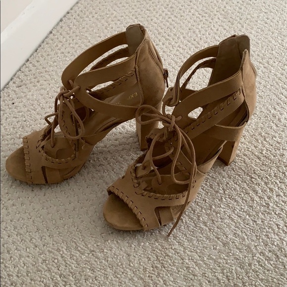 Nude suede wedges - Picture 2 of 6
